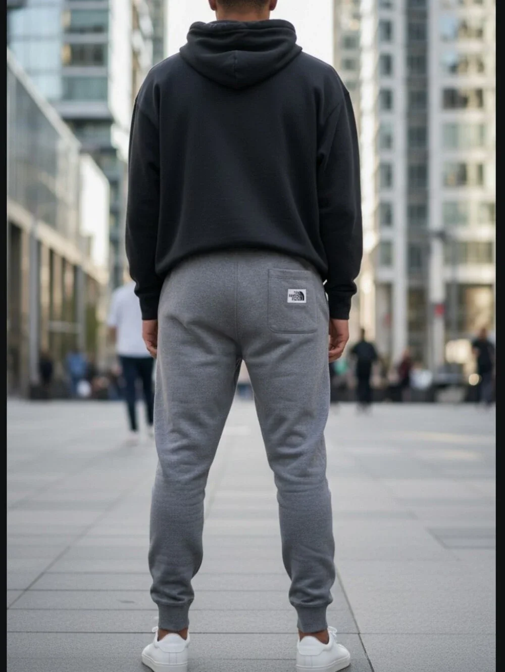 The North Face Heather Gray Cuffed Jogger Sweatpants Men's Fleece Medium